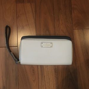 Kate Spade Large Wristlet Wallet